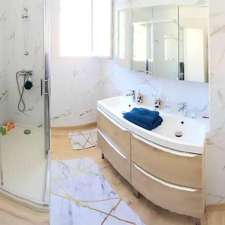 Апартаменти Ooo Centre Ooo 2 Bedrooms 3 Beds 58m2 Plages A Pied Beach On Foot Антіб
