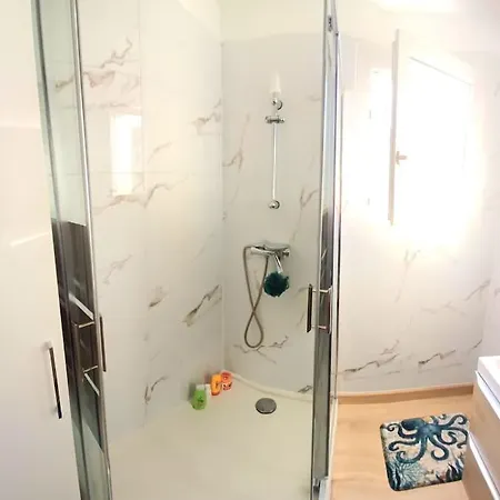 Апартаменти Ooo Centre Ooo 2 Bedrooms 3 Beds 58m2 Plages A Pied Beach On Foot Антіб