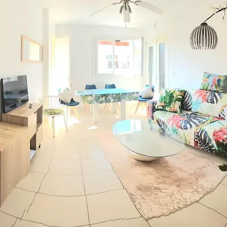 Διαμέρισμα Ooo Centre Ooo 2 Bedrooms 3 Beds 58m2 Plages A Pied Beach On Foot *