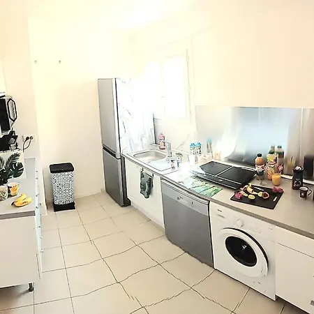 Ooo Centre Ooo 2 Bedrooms 3 Beds 58m2 Plages A Pied Beach On Foot * Antibes